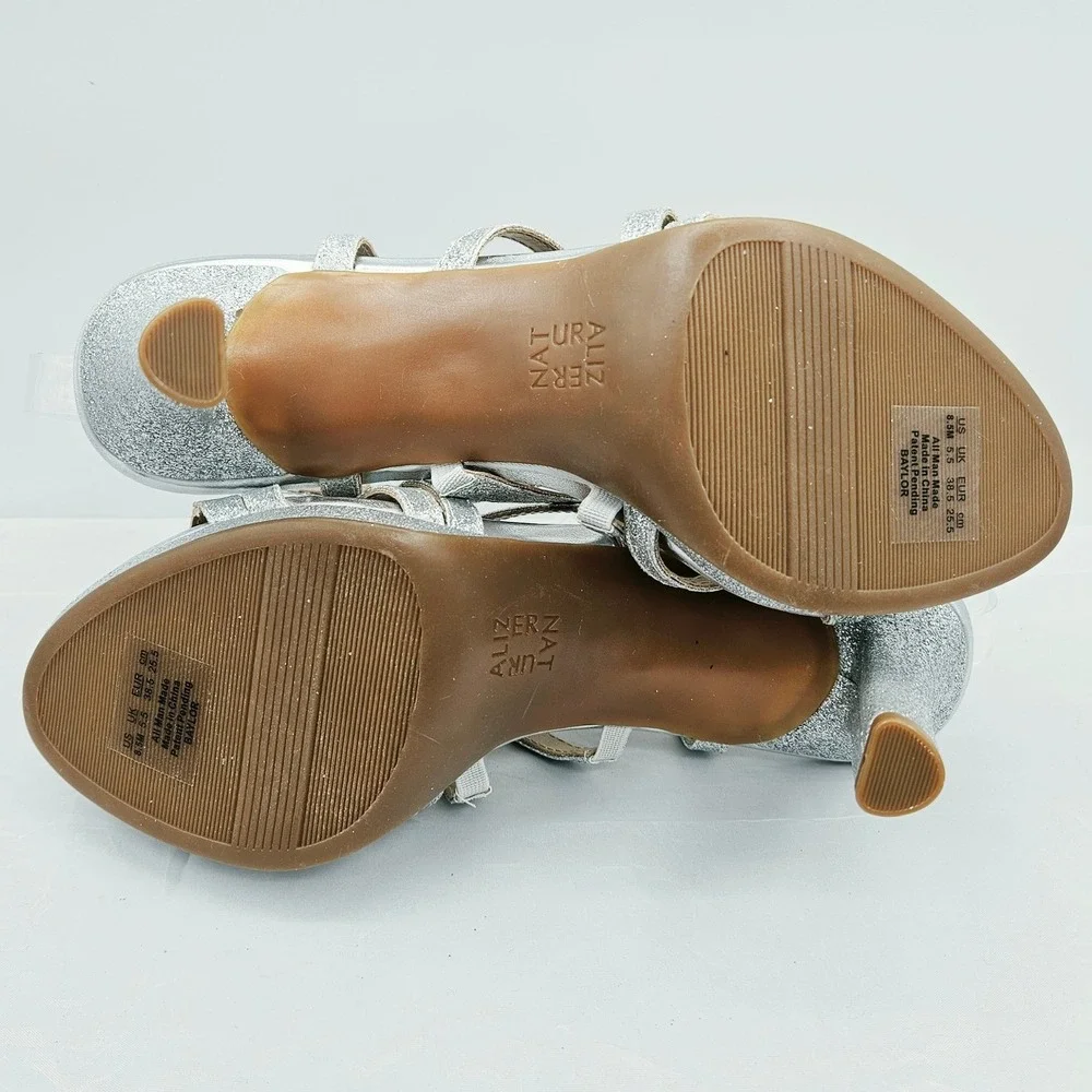 Naturalizer baylor platform